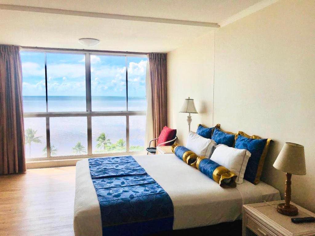Acacia Court Hotel Кэрнс Экстерьер фото