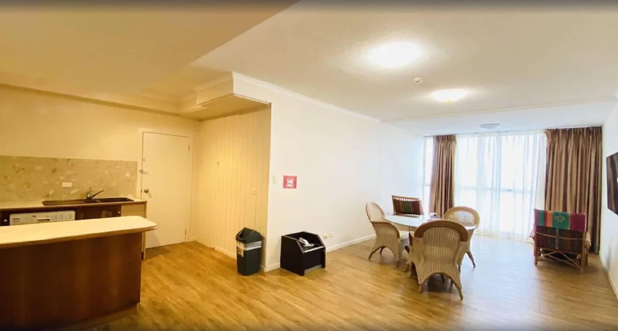Acacia Court Hotel Кэрнс Экстерьер фото