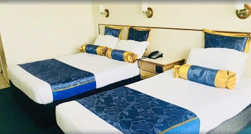 Acacia Court Hotel Кэрнс Экстерьер фото