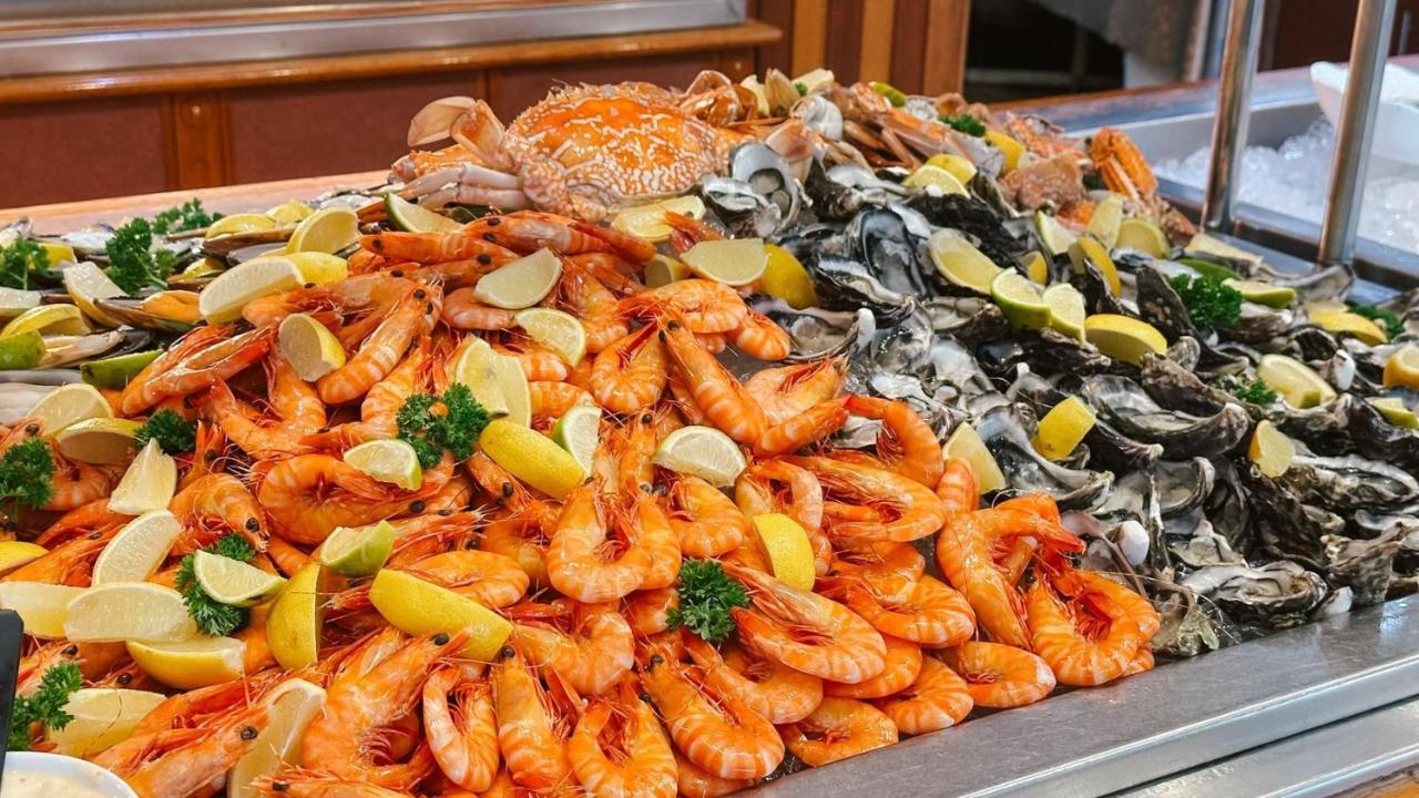 Acacia Court Hotel Кэрнс Экстерьер фото