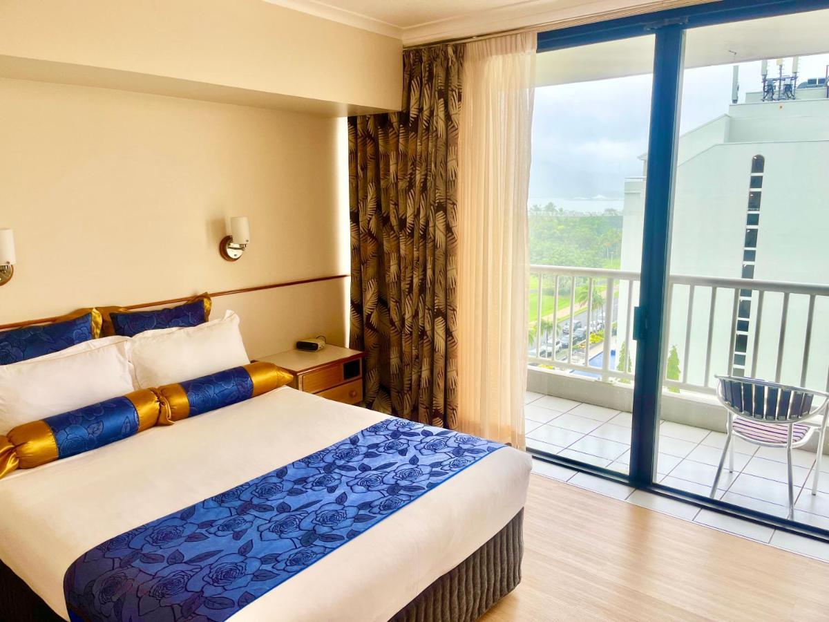 Acacia Court Hotel Кэрнс Экстерьер фото