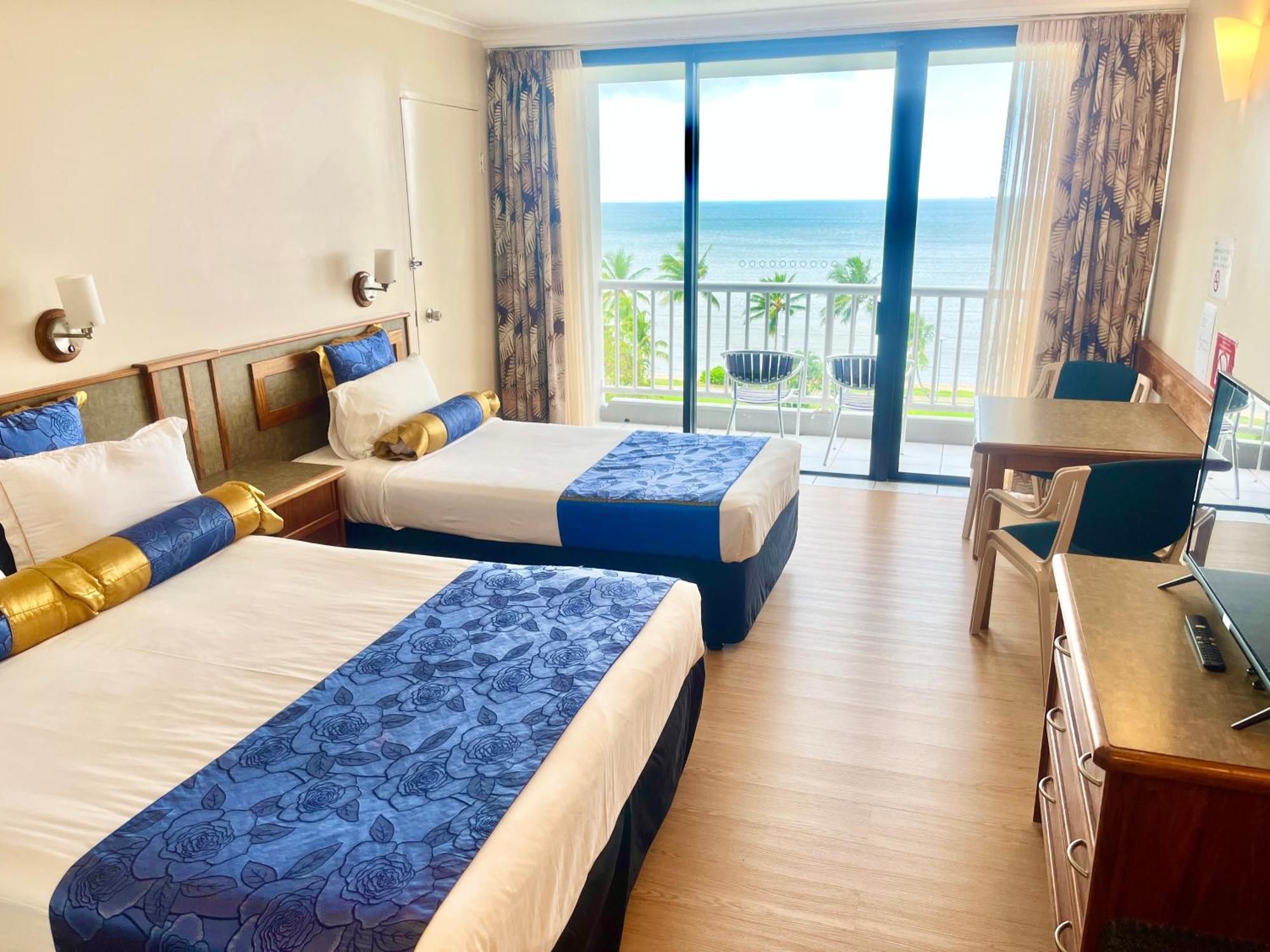 Acacia Court Hotel Кэрнс Экстерьер фото