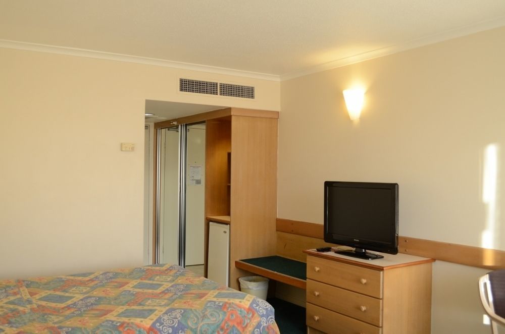 Acacia Court Hotel Кэрнс Экстерьер фото