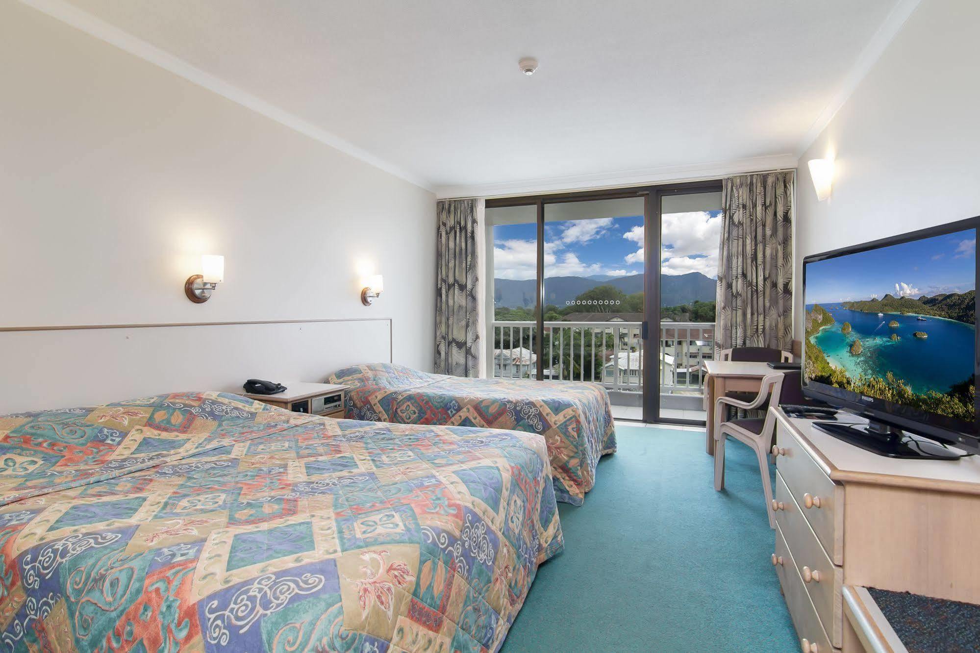 Acacia Court Hotel Кэрнс Экстерьер фото
